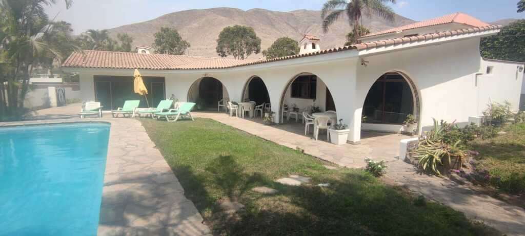 hermosa casa rinconada del lago en venta