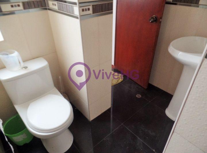 VENTA DE UNA GRAN CASA (Local + Depa + Almacén + Terraza) precio NEGOCIABLE.!!, foto 3