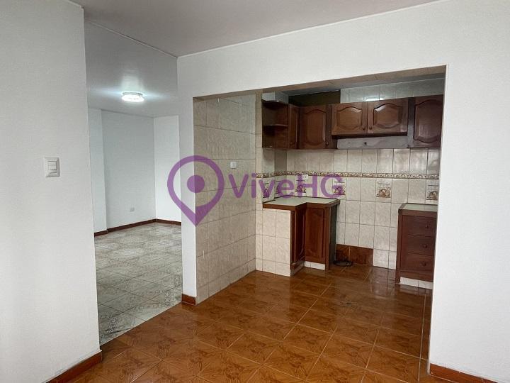VENTA DE UNA GRAN CASA (Local + Depa + Almacén + Terraza) precio NEGOCIABLE.!!, foto 6