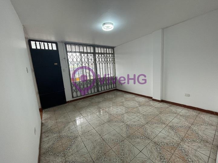 VENTA DE UNA GRAN CASA (Local + Depa + Almacén + Terraza) precio NEGOCIABLE.!!, foto 8