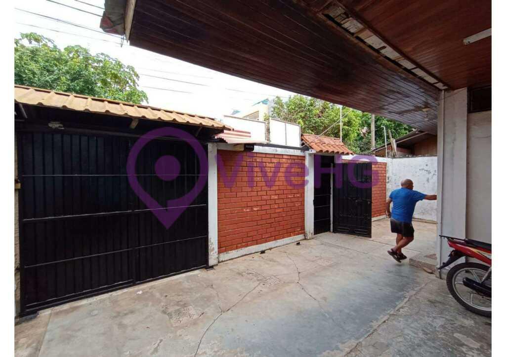 SE VENDE PROPIEDAD – FRENTE HOSPITAL REGIONAL PUCALLPA, foto 2