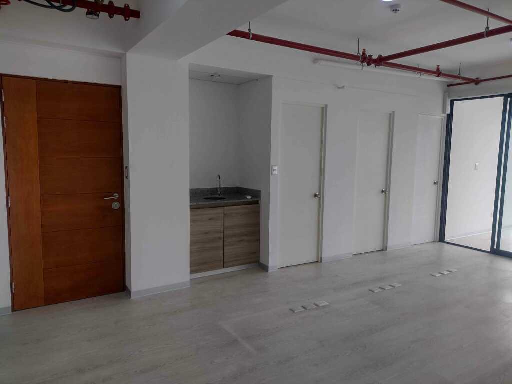 ALQUILER DE OFICINA DE 80 M2 EN EDIFICIO SMART BOUTIQUE AV. PERSHING, foto 9