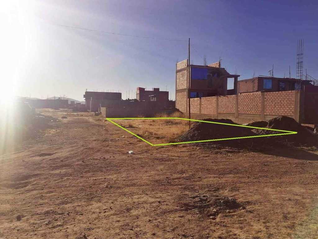 EN VENTA TERRENO EN ESQUINA DE 200 m2 EN LA SALIDA A HUANCANÉ, foto 1