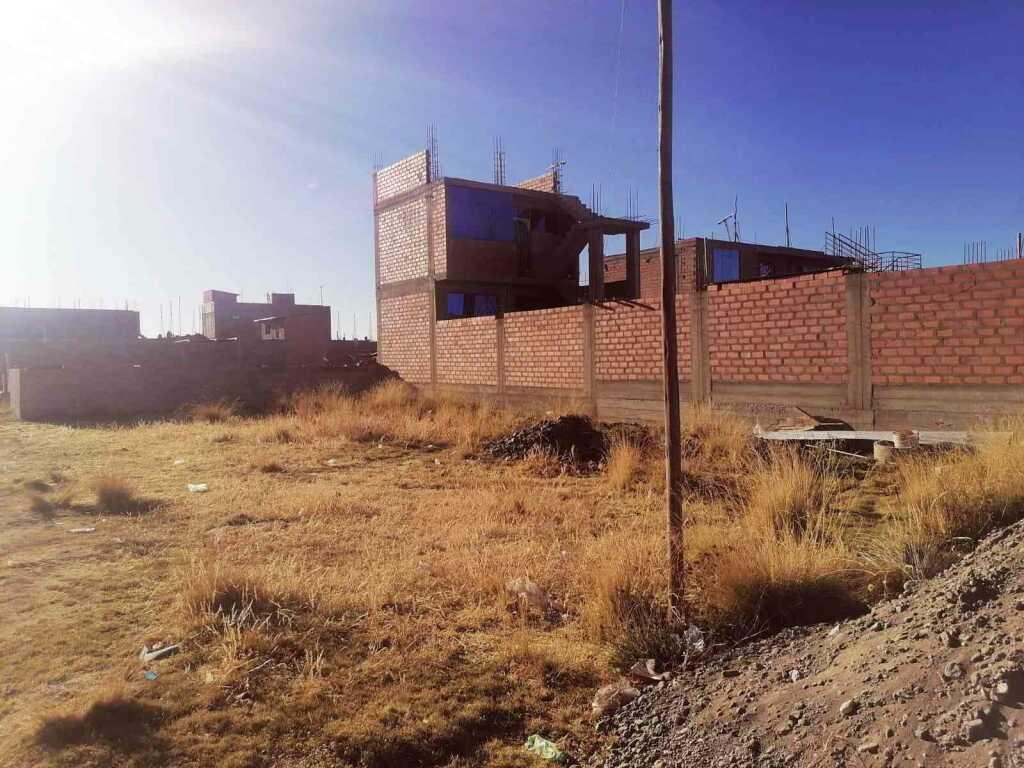 EN VENTA TERRENO EN ESQUINA DE 200 m2 EN LA SALIDA A HUANCANÉ, foto 2