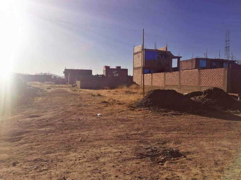 EN VENTA TERRENO EN ESQUINA DE 200 m2 EN LA SALIDA A HUANCANÉ, foto 4