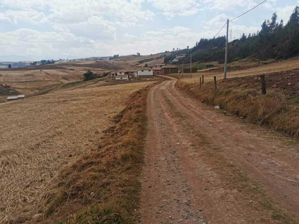 SE VENDE TERRENO, foto 1