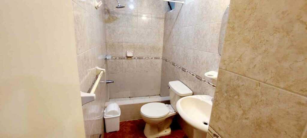 VENTA DEPARTAMENTO CON COCHERA EN JESUS MARIA, foto 4