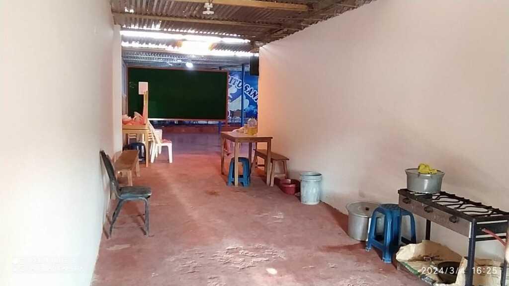 VENDO CASA EN FRONTERA SUR AVENIDA 160M2 CERCADO CON DOS CUARTOS TECHADOS EN GAL., foto 5