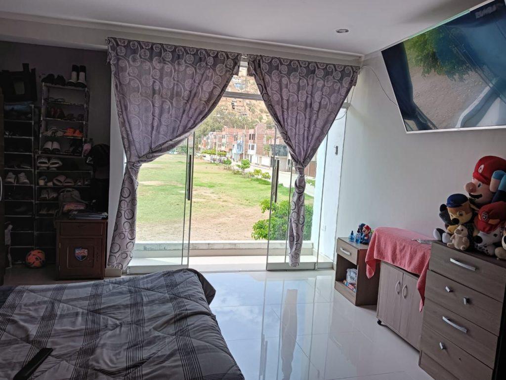 Casa de 2 pisos frente al parque, Huayopampa, Huánuco, foto 3
