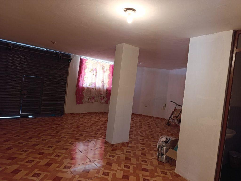 VENTA DE CASA DE 2 PISOS + LOCAL COMERCIAL EN MARIANO MELGAR-AREQUIPA, foto 1