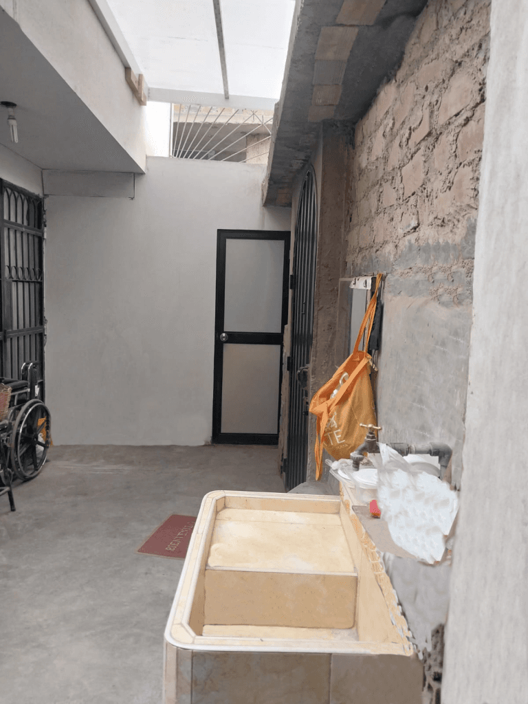 CASA EN VENTA ,ASOC VIV. EL PORTILLO -LURIGANCHO, foto 1