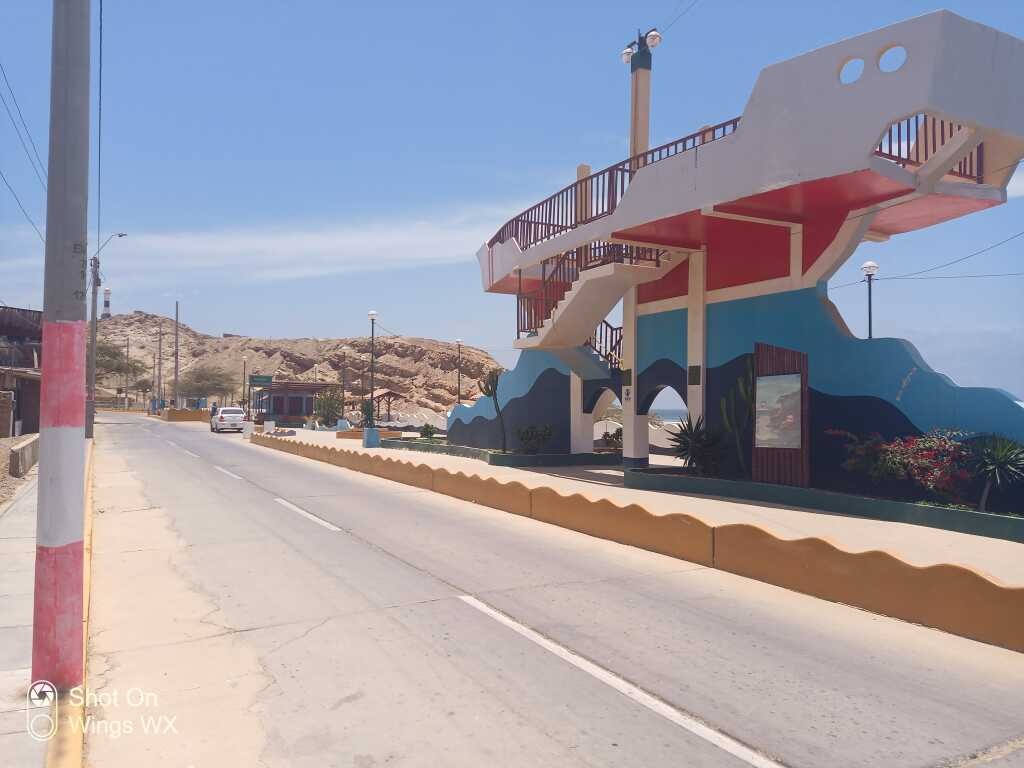 TERRENO (SE VENDE) CABO BLANCO