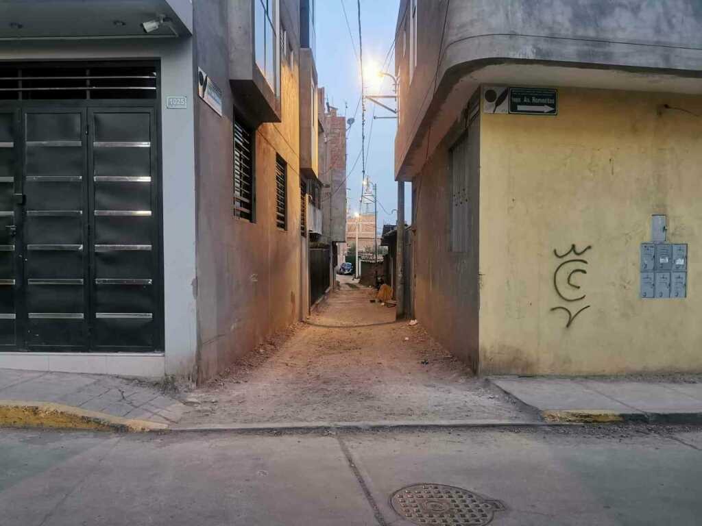 SE VENDE TERRENO