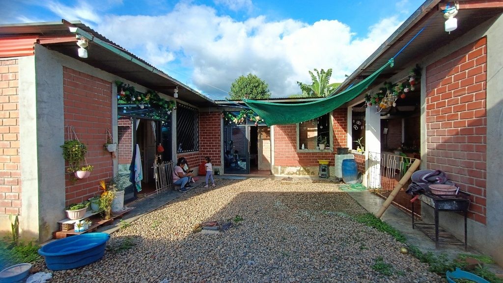 CASA EN VENTA