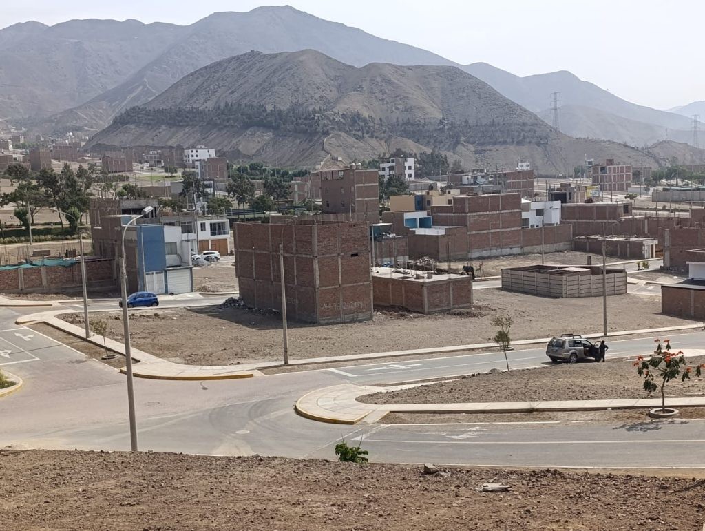 TERRENO EN VENTA – PACHACAMAC