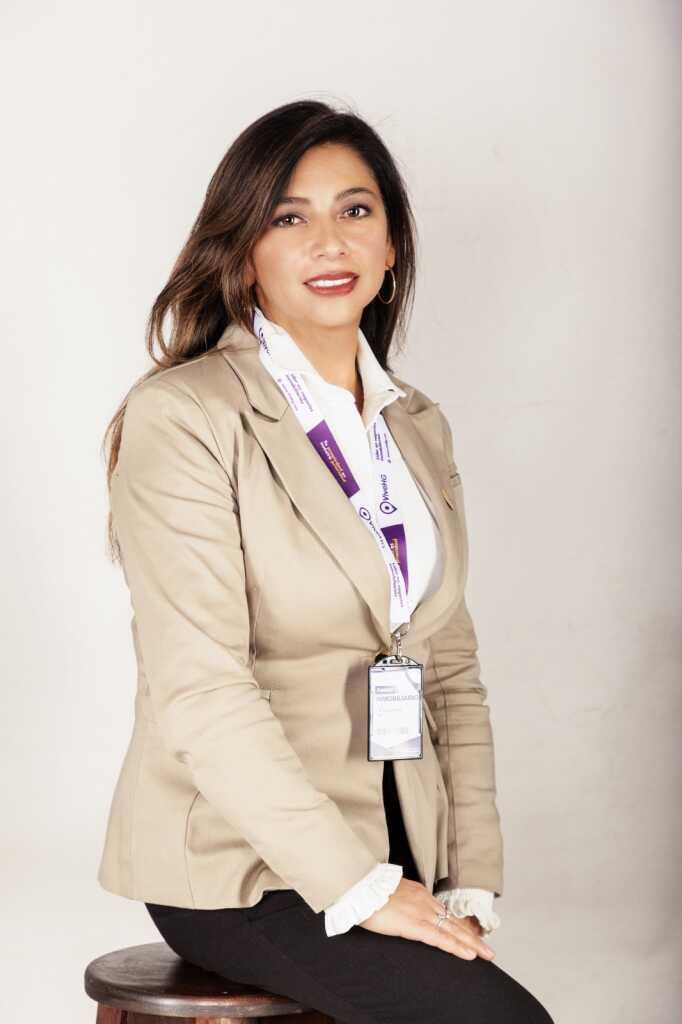 Luz Yahira Echarri Polo