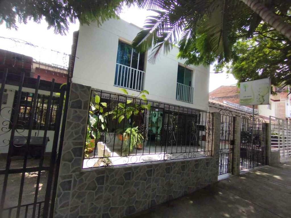 CASA MÁS CENTRO GERIÁTRICO